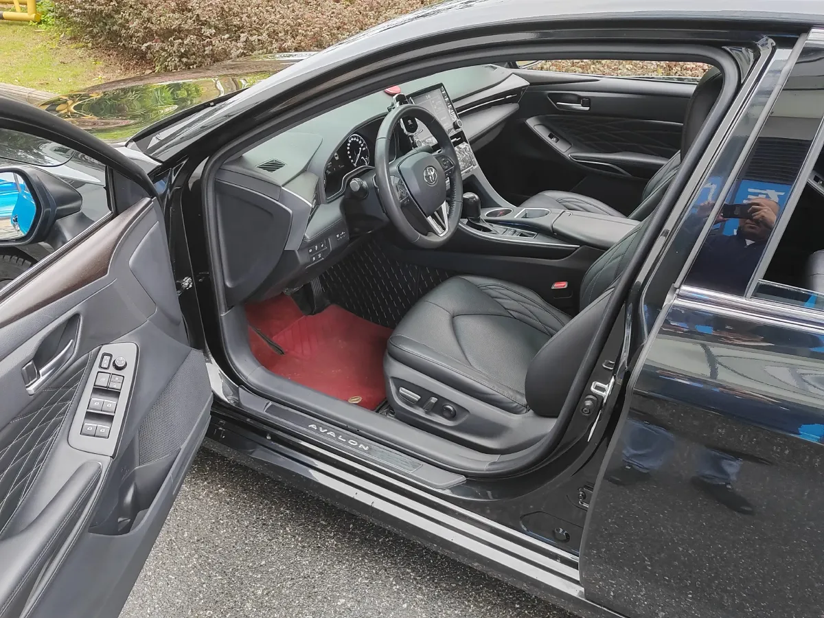 2021 Toyota Avalon 2.5L 209HP L4 8AT,autocango,china used car exporter,china ev exporter,chinese used car exporter,chinese used ev exporter