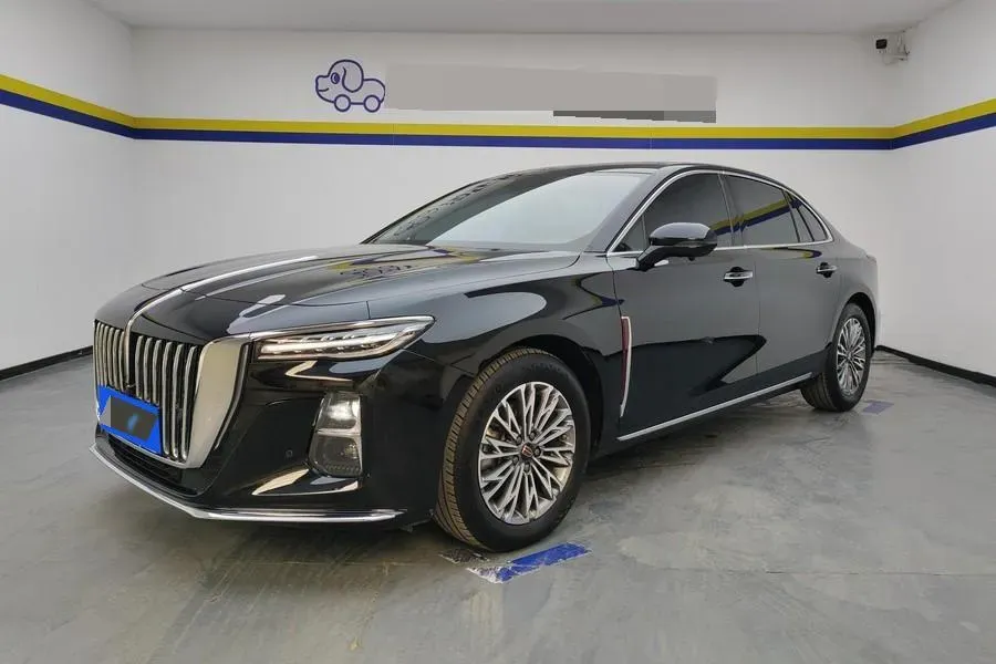 2024 HongQi H5 2.0T 224HP L4 8AT,autocango,china used car exporter,china ev exporter,chinese used car exporter,chinese used ev exporter