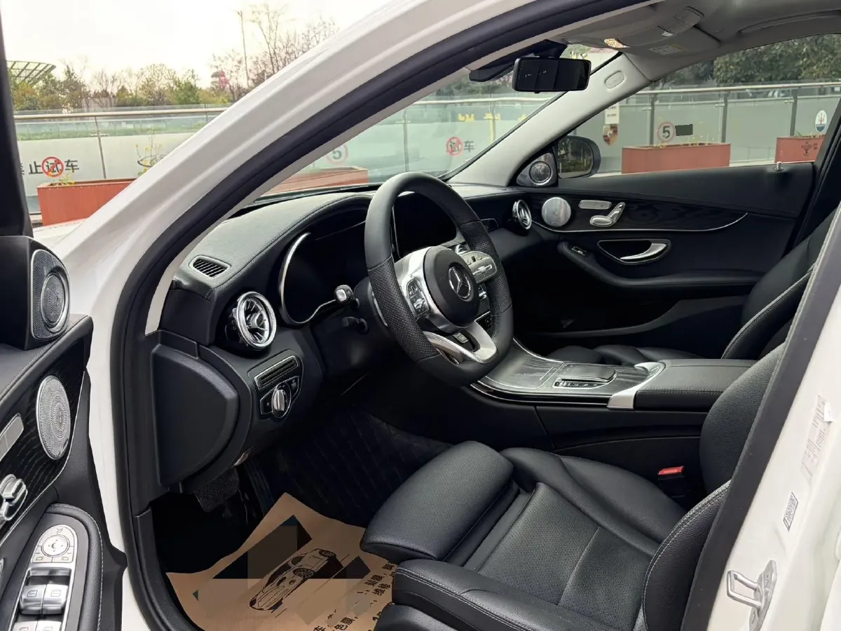 2021 Mercedes-Benz C Class 1.5T 184HP L4 9AT,autocango,china used car exporter,china ev exporter,chinese used car exporter,chinese used ev exporter