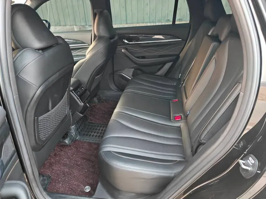 2024 Geely Monjaro 2.0T 218HP L4 7DCT,autocango,china used car exporter,china ev exporter,chinese used car exporter,chinese used ev exporter