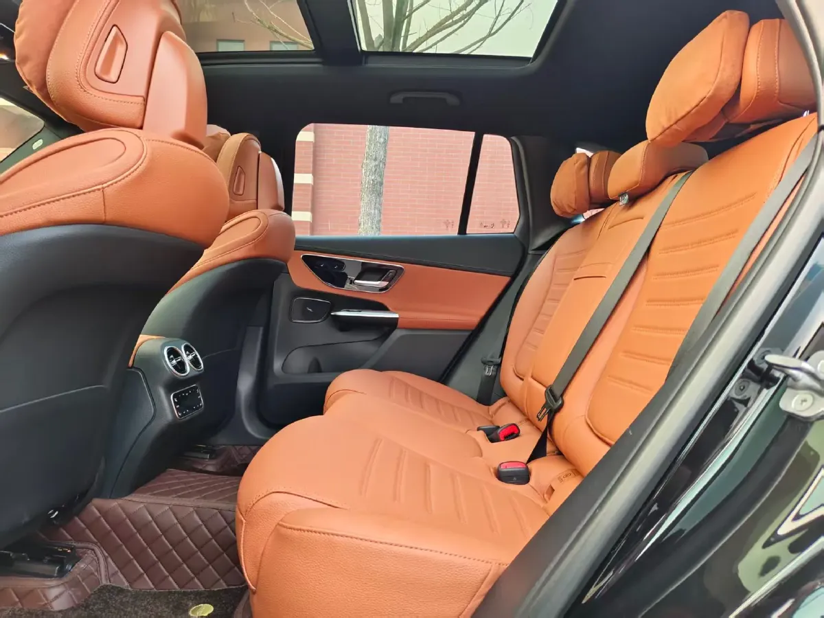 2023 Mercedes-Benz GLC Class 2.0T 258HP L4 9AT,autocango,china used car exporter,china ev exporter,chinese used car exporter,chinese used ev exporter