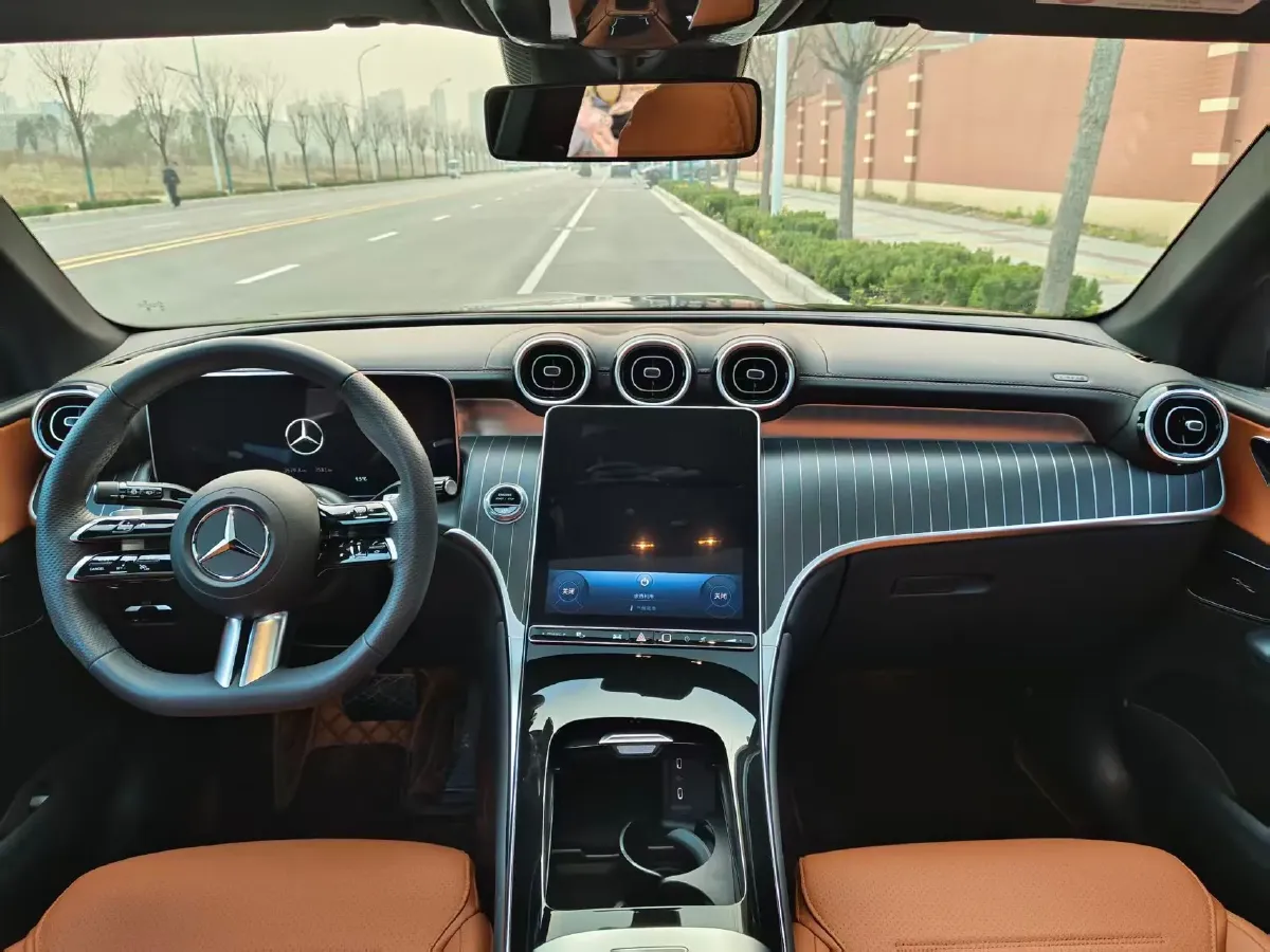 2023 Mercedes-Benz GLC Class 2.0T 258HP L4 9AT,autocango,china used car exporter,china ev exporter,chinese used car exporter,chinese used ev exporter