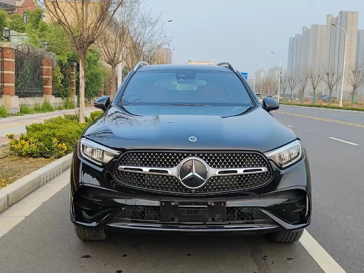 2023 Mercedes-Benz GLC Class 2.0T 258HP L4 9AT,autocango,china used car exporter,china ev exporter,chinese used car exporter,chinese used ev exporter