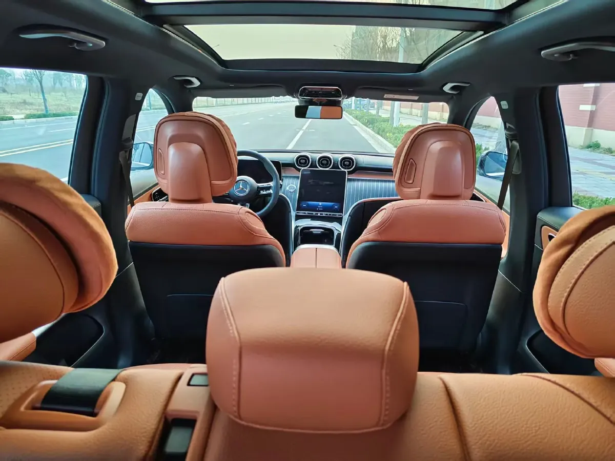 2023 Mercedes-Benz GLC Class 2.0T 258HP L4 9AT,autocango,china used car exporter,china ev exporter,chinese used car exporter,chinese used ev exporter