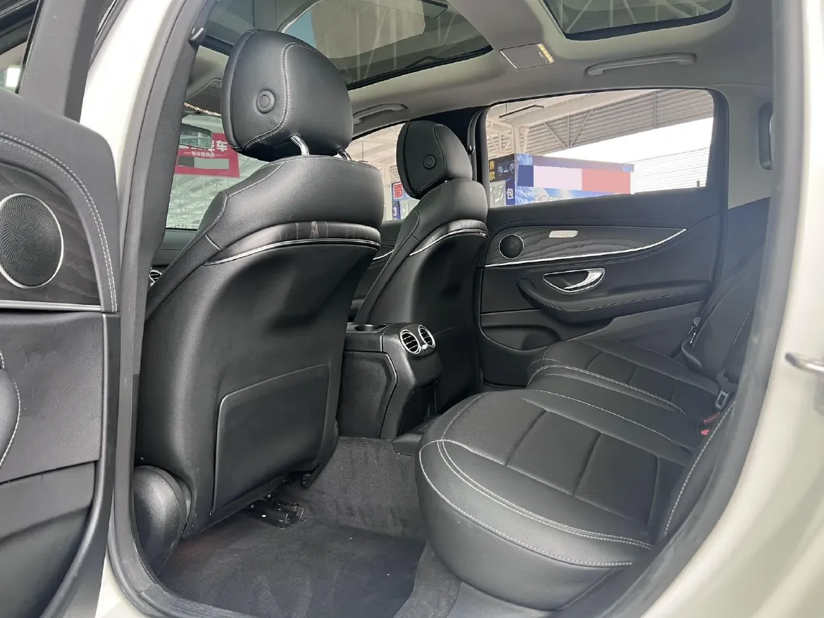 2020 Mercedes-Benz E Class 1.5T 184HP L4 9AT,autocango,china used car exporter,china ev exporter,chinese used car exporter,chinese used ev exporter