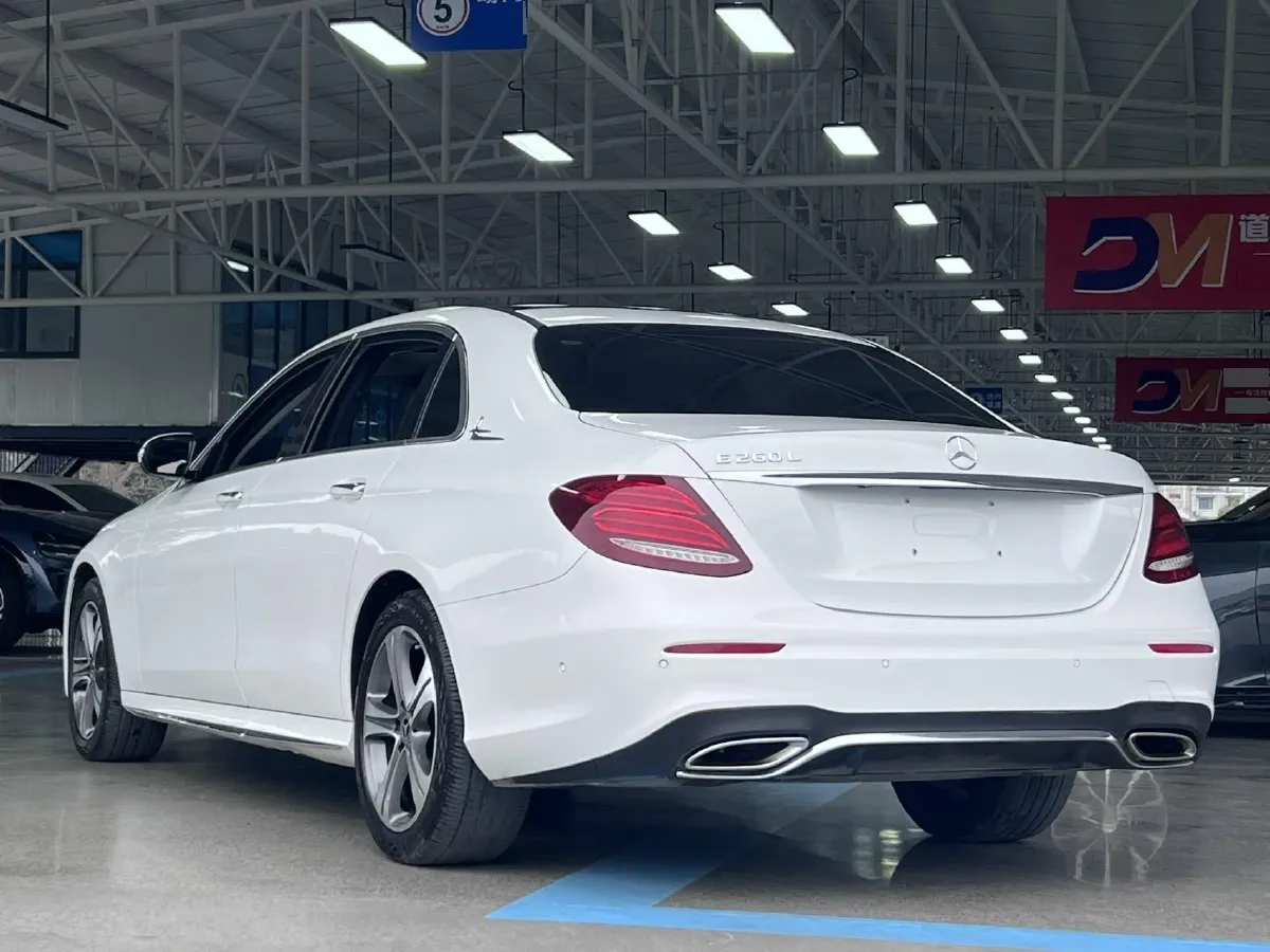 2020 Mercedes-Benz E Class 1.5T 184HP L4 9AT,autocango,china used car exporter,china ev exporter,chinese used car exporter,chinese used ev exporter
