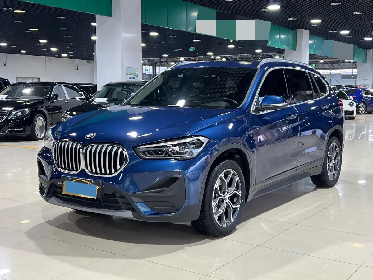 2021 BMW X1 2.0T 192HP L4 7DCT,autocango,china used car exporter,china ev exporter,chinese used car exporter,chinese used ev exporter