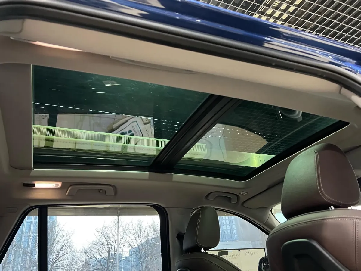 2021 BMW X1 2.0T 192HP L4 7DCT,autocango,china used car exporter,china ev exporter,chinese used car exporter,chinese used ev exporter