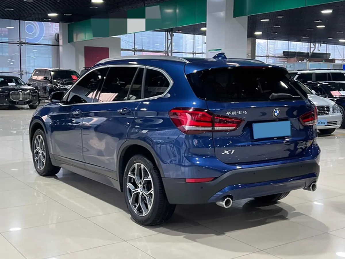 2021 BMW X1 2.0T 192HP L4 7DCT,autocango,china used car exporter,china ev exporter,chinese used car exporter,chinese used ev exporter