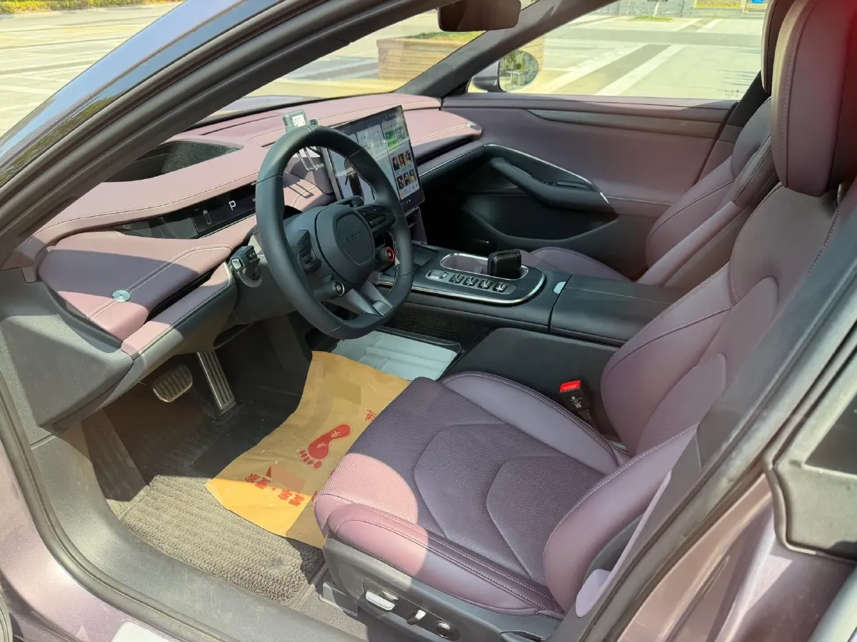 2024 MI SU7 BEV 101KWH,autocango,china used car exporter,china ev exporter,chinese used car exporter,chinese used ev exporter