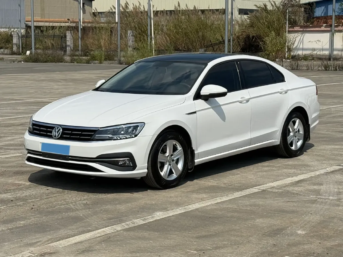 2019 Volkswagen T-Cross 1.4T 150HP L4 7DCT,autocango,china used car exporter,china ev exporter,chinese used car exporter,chinese used ev exporter