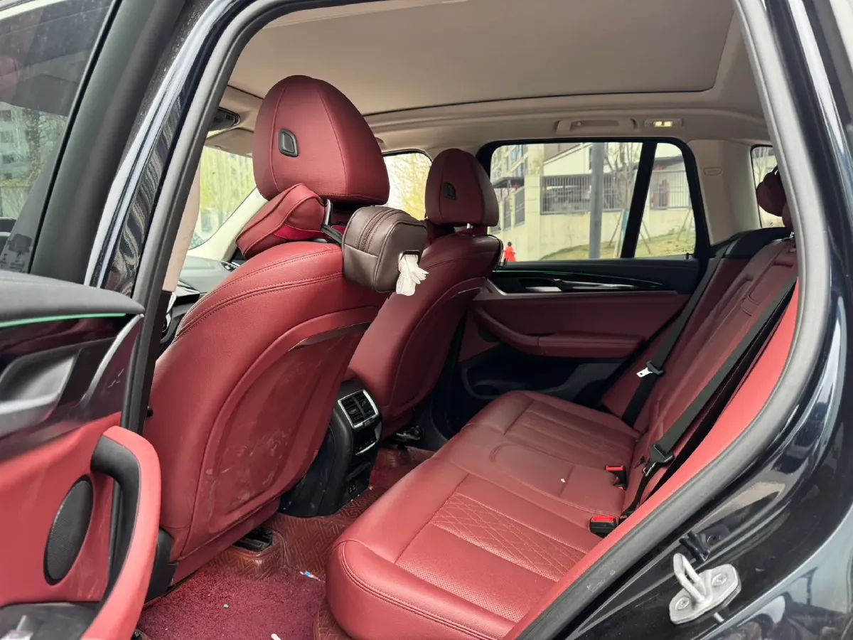 2022 BMW X3 2.0T 184HP L4 8AT,autocango,china used car exporter,china ev exporter,chinese used car exporter,chinese used ev exporter