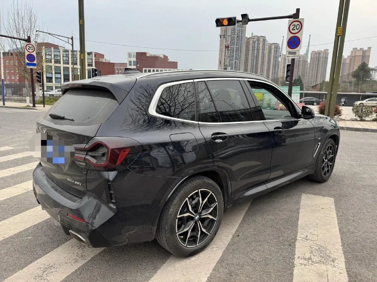 2022 BMW X3 2.0T 184HP L4 8AT,autocango,china used car exporter,china ev exporter,chinese used car exporter,chinese used ev exporter