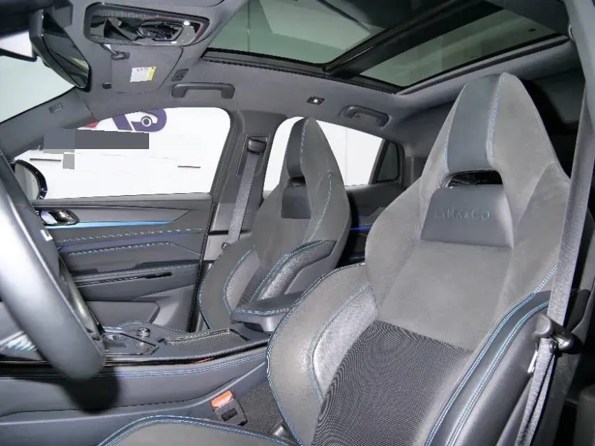 2021 Peugeot 508L 1.6T 200HP L4 8AT PHEV 12KWH,autocango,china used car exporter,china ev exporter,chinese used car exporter,chinese used ev exporter