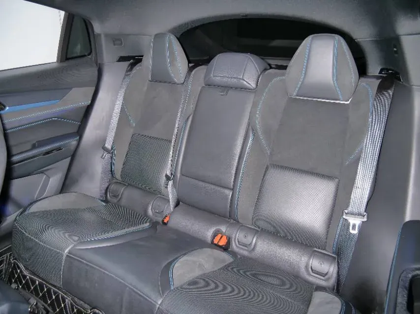 2021 Peugeot 508L 1.6T 200HP L4 8AT PHEV 12KWH,autocango,china used car exporter,china ev exporter,chinese used car exporter,chinese used ev exporter