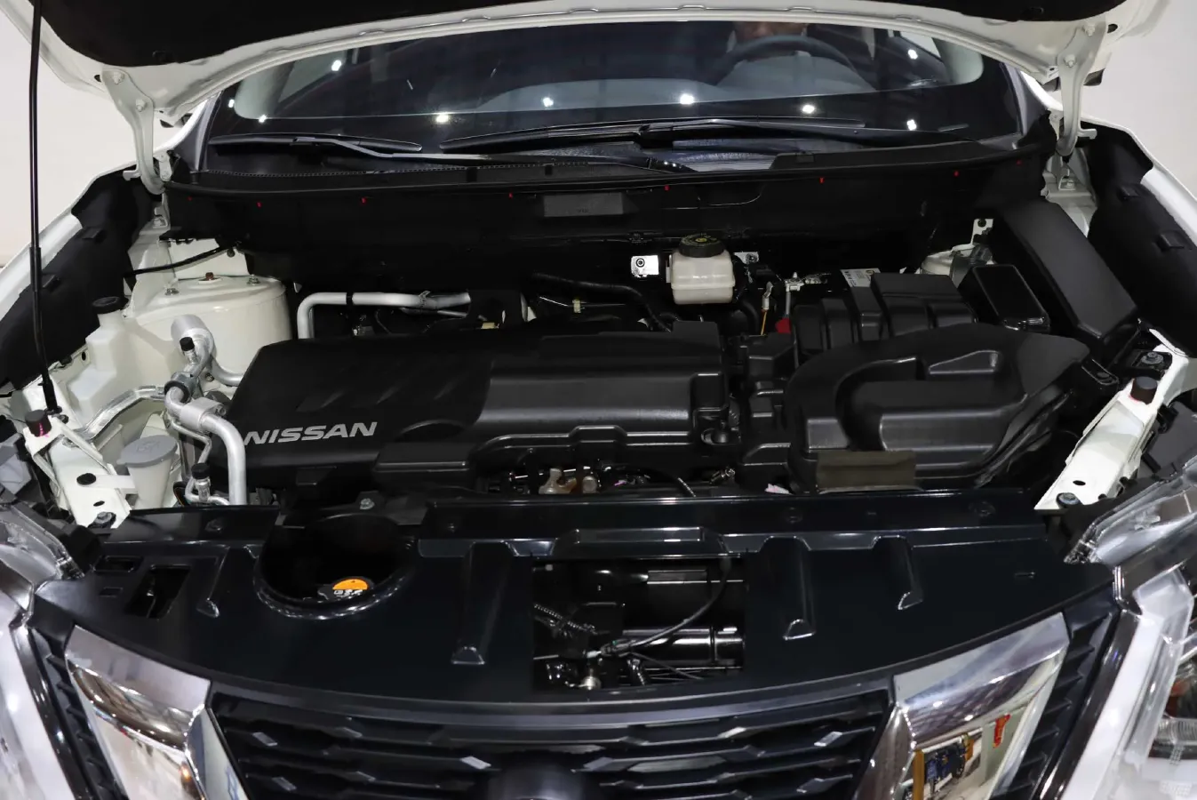 2020 Nissan X-Trail 2.0L 154HP L4 CVT,autocango,china used car exporter,china ev exporter,chinese used car exporter,chinese used ev exporter