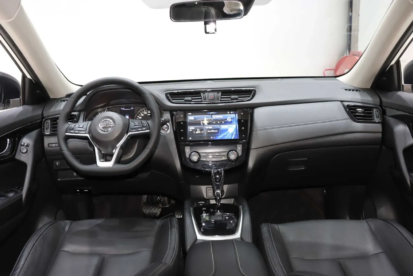 2020 Nissan X-Trail 2.0L 154HP L4 CVT,autocango,china used car exporter,china ev exporter,chinese used car exporter,chinese used ev exporter