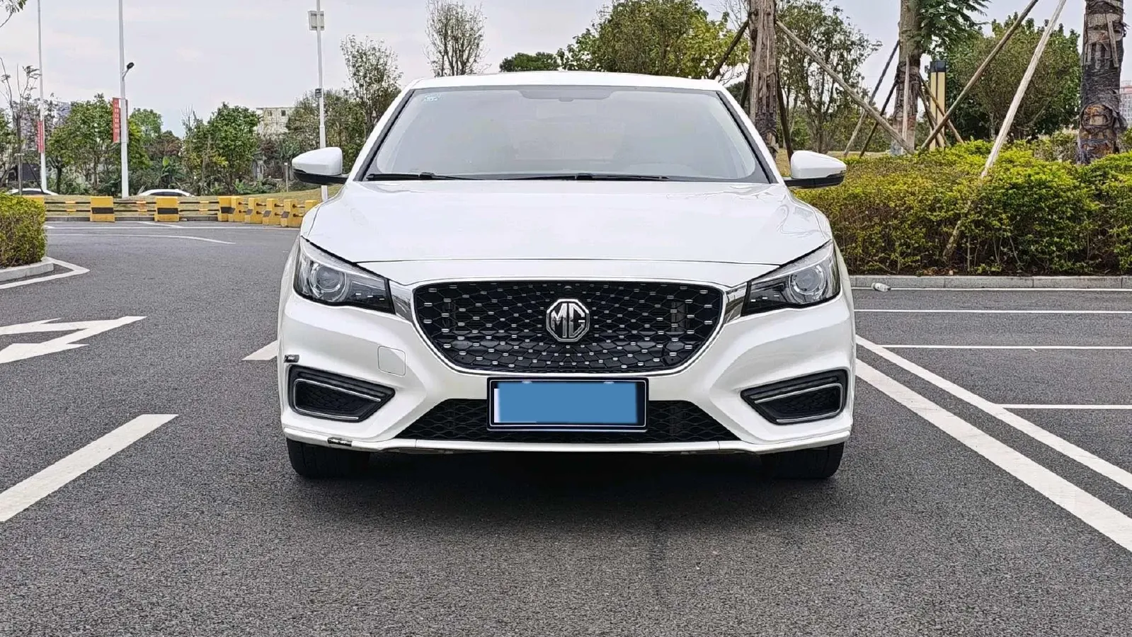 2019 MAXUS D60 1.5T 169HP L4 7DCT,autocango,china used car exporter,china ev exporter,chinese used car exporter,chinese used ev exporter