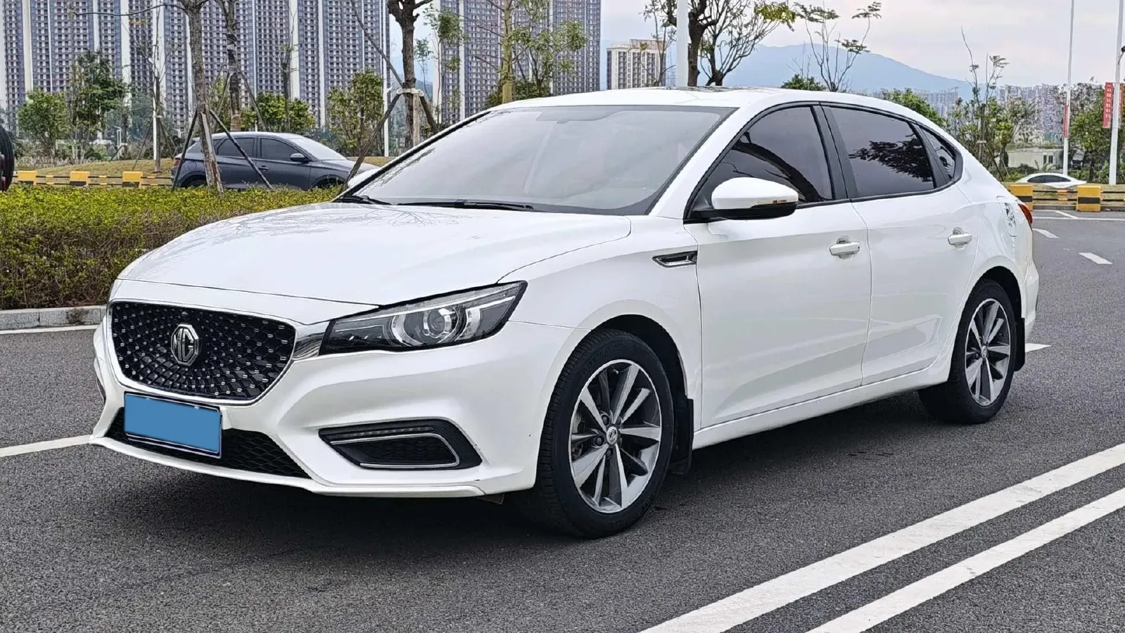 2019 MAXUS D60 1.5T 169HP L4 7DCT,autocango,china used car exporter,china ev exporter,chinese used car exporter,chinese used ev exporter