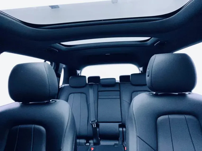 2021 Mercedes-Benz GLB Class 1.3T 163HP L4 7DCT,autocango,china used car exporter,china ev exporter,chinese used car exporter,chinese used ev exporter