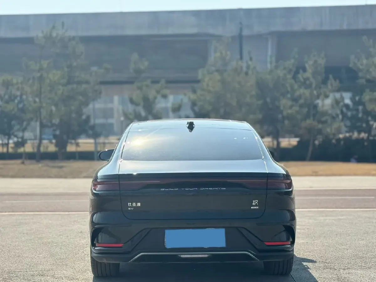 2025 BYD Han BEV 72KWH,autocango,china used car exporter,china ev exporter,chinese used car exporter,chinese used ev exporter