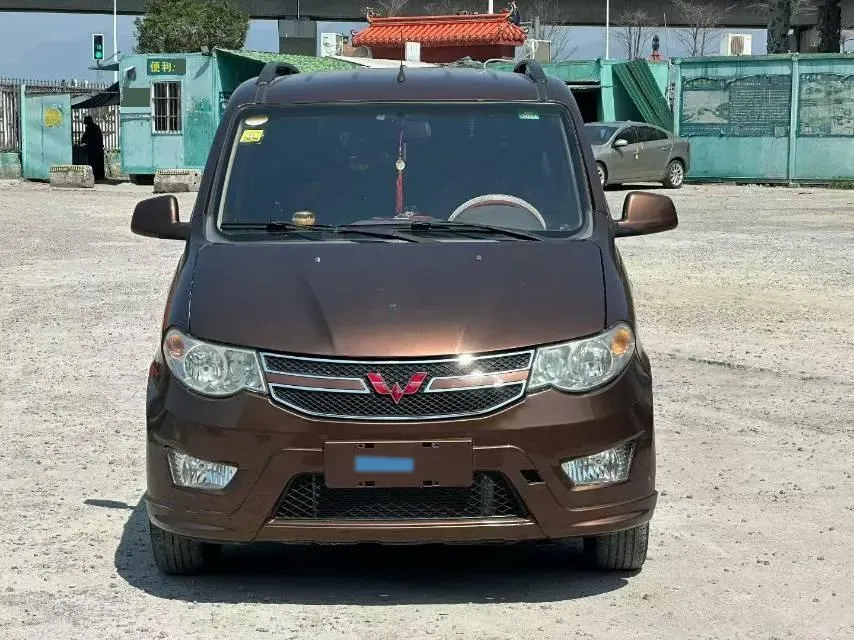 2015 WuLing HongGuang 1.5L 112HP L4 5MT,autocango,china used car exporter,china ev exporter,chinese used car exporter,chinese used ev exporter