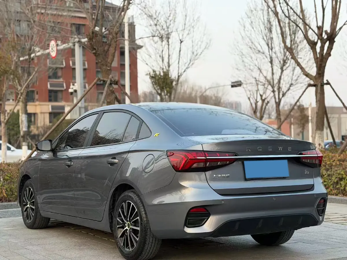 2021 Roewe i5 1.5L 120HP L4 CVT,autocango,china used car exporter,china ev exporter,chinese used car exporter,chinese used ev exporter