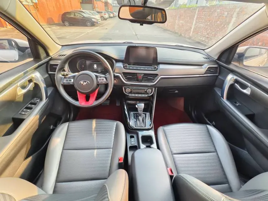 2018 Kia Sportage R 2.0L 160HP L4 6AT,autocango,china used car exporter,china ev exporter,chinese used car exporter,chinese used ev exporter