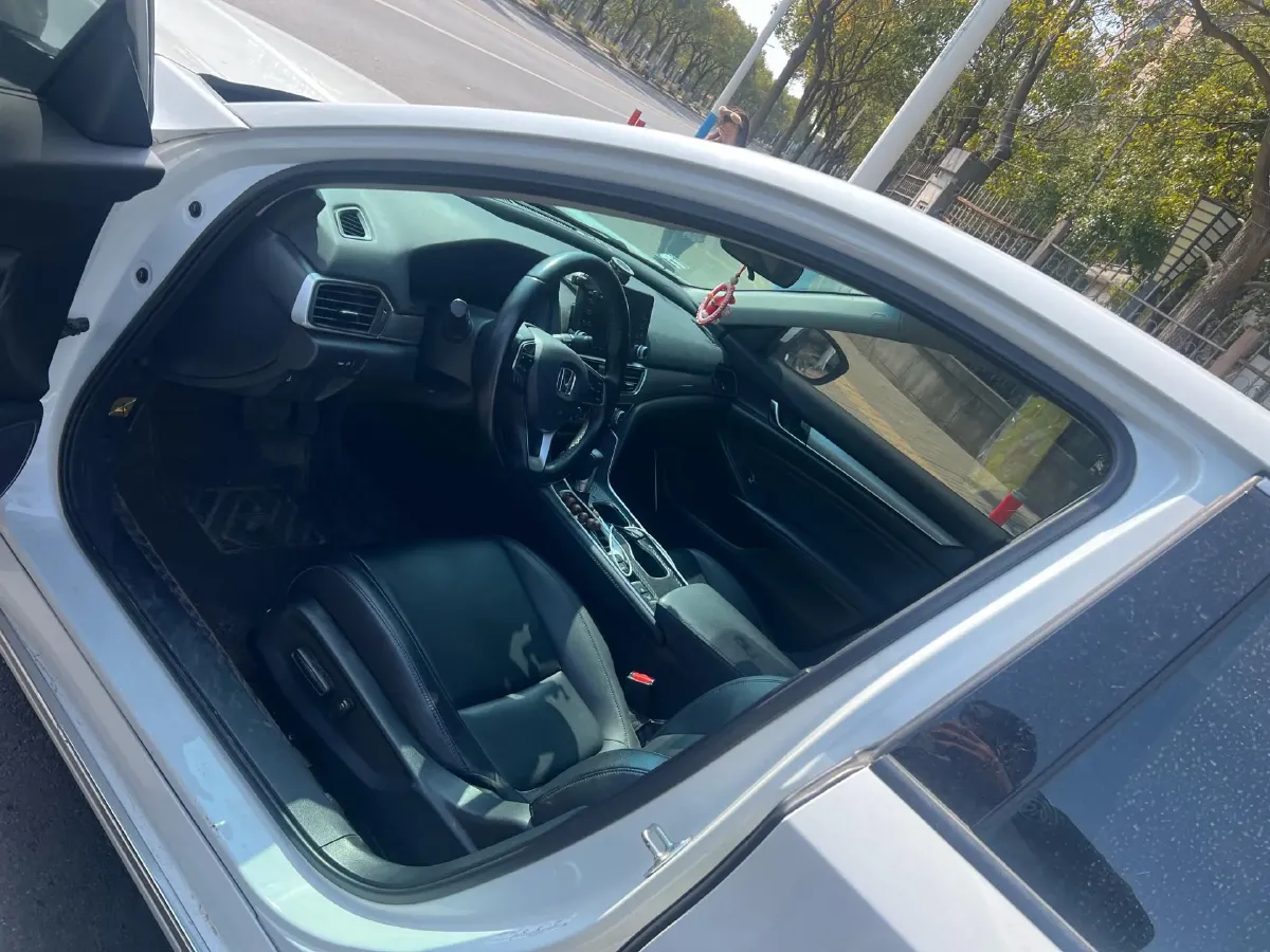 2018 Honda Accord 1.5T 194HP L4 CVT,autocango,china used car exporter,china ev exporter,chinese used car exporter,chinese used ev exporter