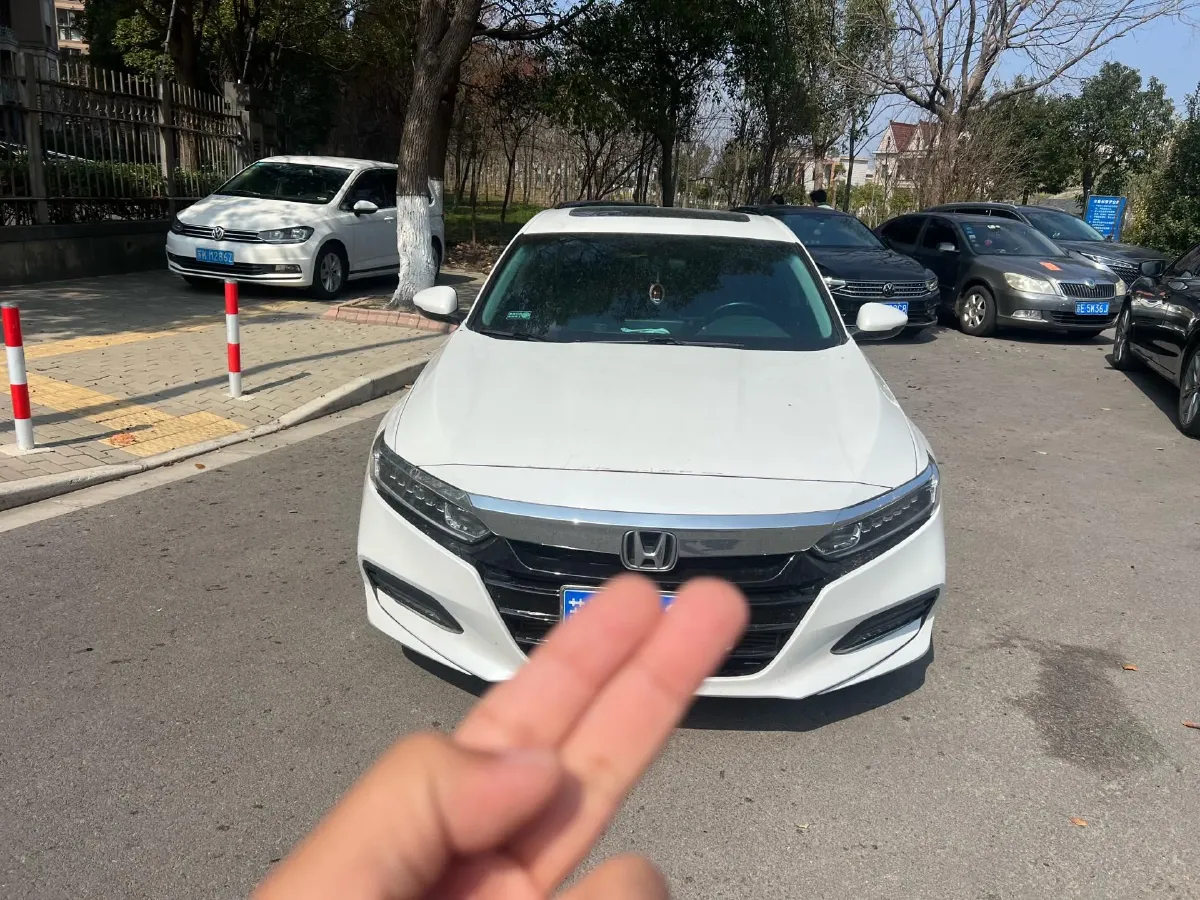 2018 Honda Accord 1.5T 194HP L4 CVT,autocango,china used car exporter,china ev exporter,chinese used car exporter,chinese used ev exporter