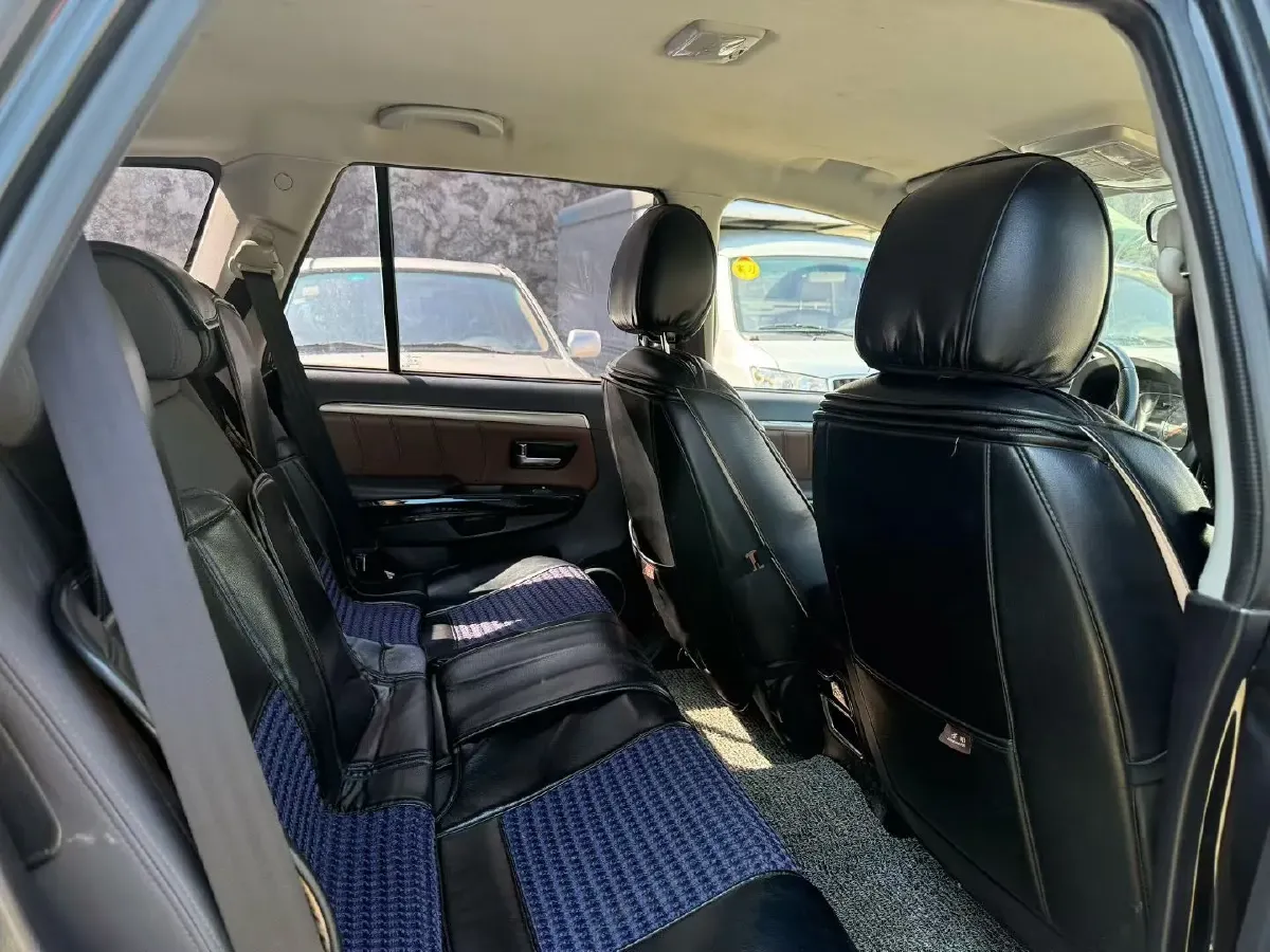 2016 Haval H5 Class 2.0T 190HP L4 6MT,autocango,china used car exporter,china ev exporter,chinese used car exporter,chinese used ev exporter