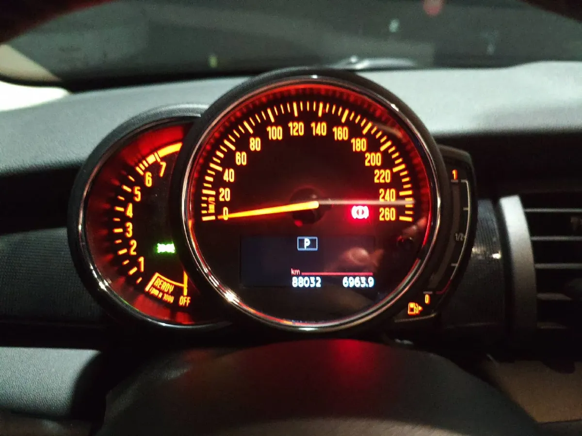 2020 MINI MINI 2.0T 192HP L4 7DCT,autocango,china used car exporter,china ev exporter,chinese used car exporter,chinese used ev exporter