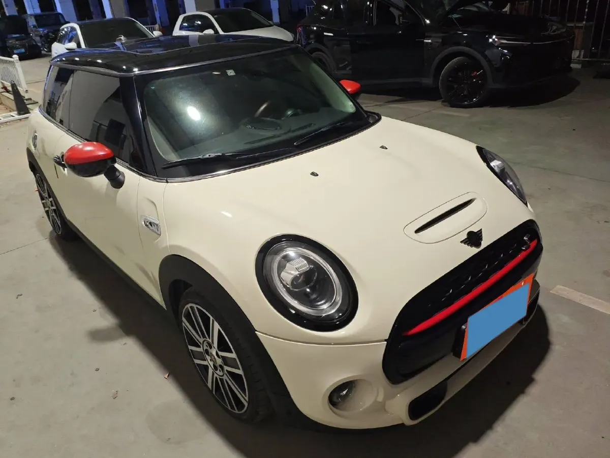 2020 MINI MINI 2.0T 192HP L4 7DCT,autocango,china used car exporter,china ev exporter,chinese used car exporter,chinese used ev exporter
