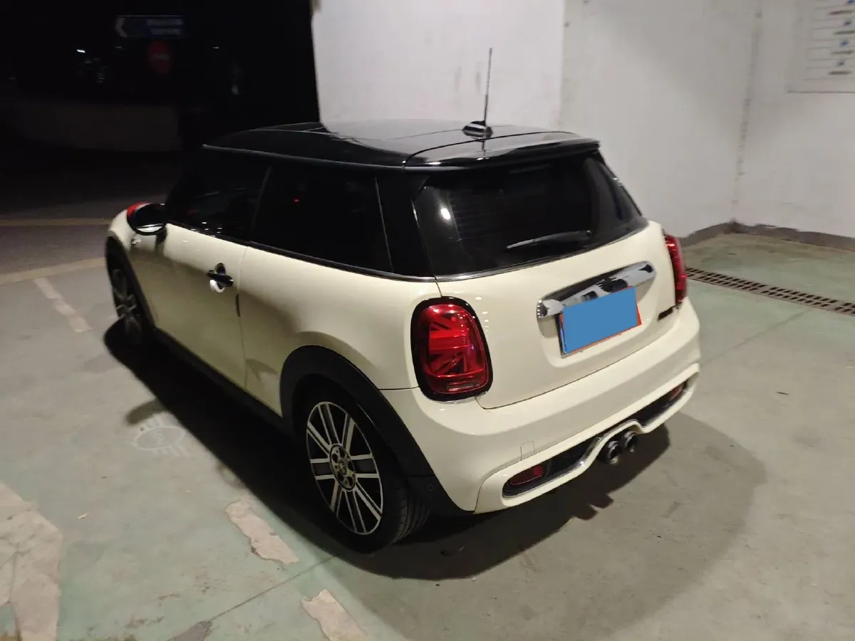 2020 MINI MINI 2.0T 192HP L4 7DCT,autocango,china used car exporter,china ev exporter,chinese used car exporter,chinese used ev exporter