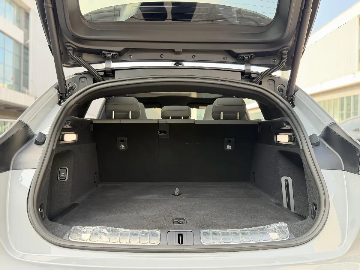 2024 NIO ET5T BEV 75KWH,autocango,china used car exporter,china ev exporter,chinese used car exporter,chinese used ev exporter