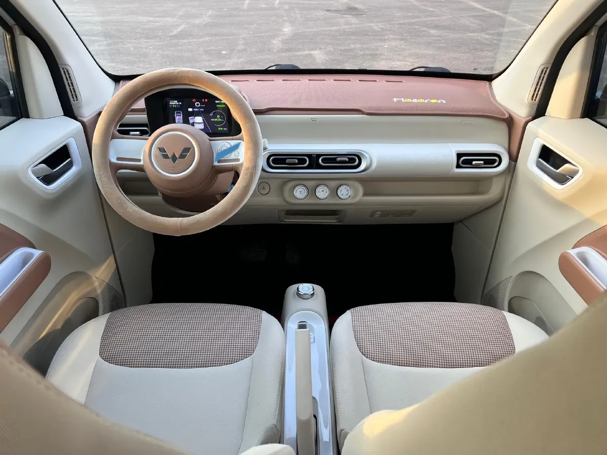 2024 WuLing HongGuang MINI EV BEV 17.3KWH,autocango,china used car exporter,china ev exporter,chinese used car exporter,chinese used ev exporter