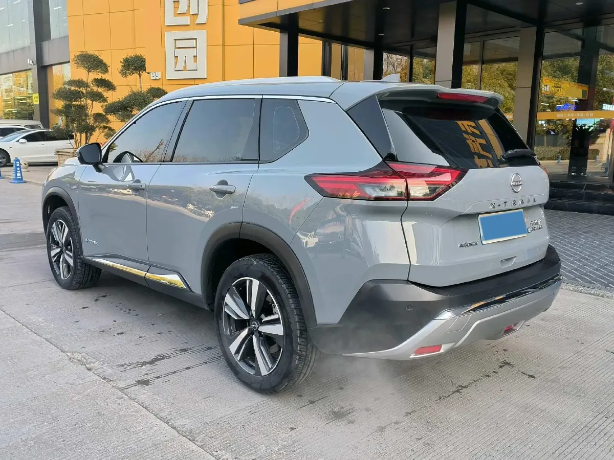 2023 Nissan X-Trail 1.5T 144HP L3 Hybrid,autocango,china used car exporter,china ev exporter,chinese used car exporter,chinese used ev exporter
