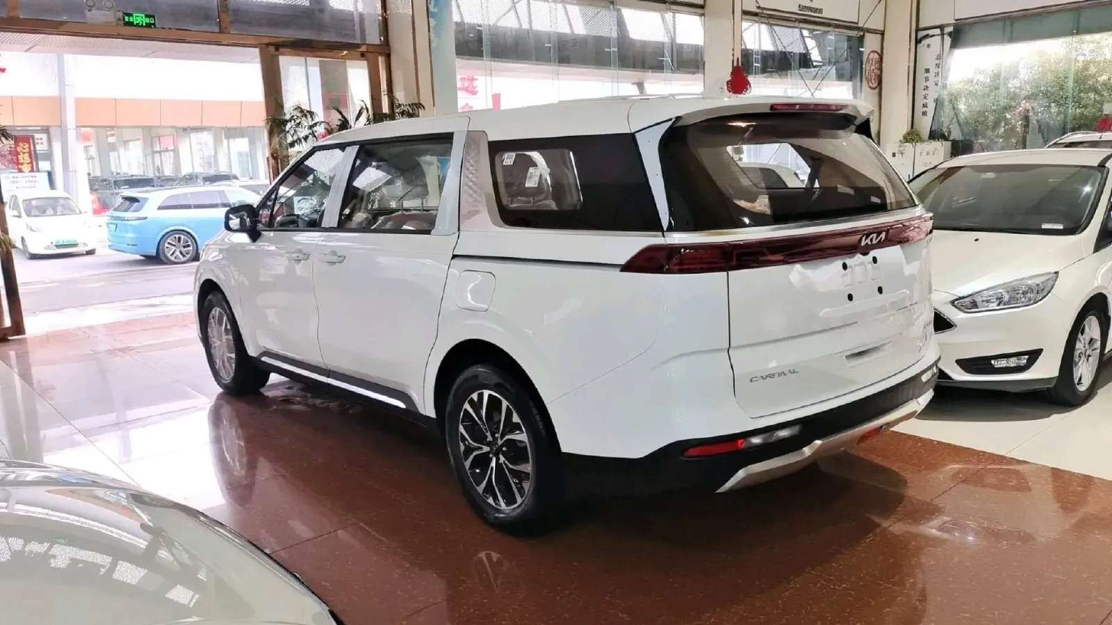 2026 Kia Carnival 2.0T 233HP L4 8AT,autocango,china used car exporter,china ev exporter,chinese used car exporter,chinese used ev exporter