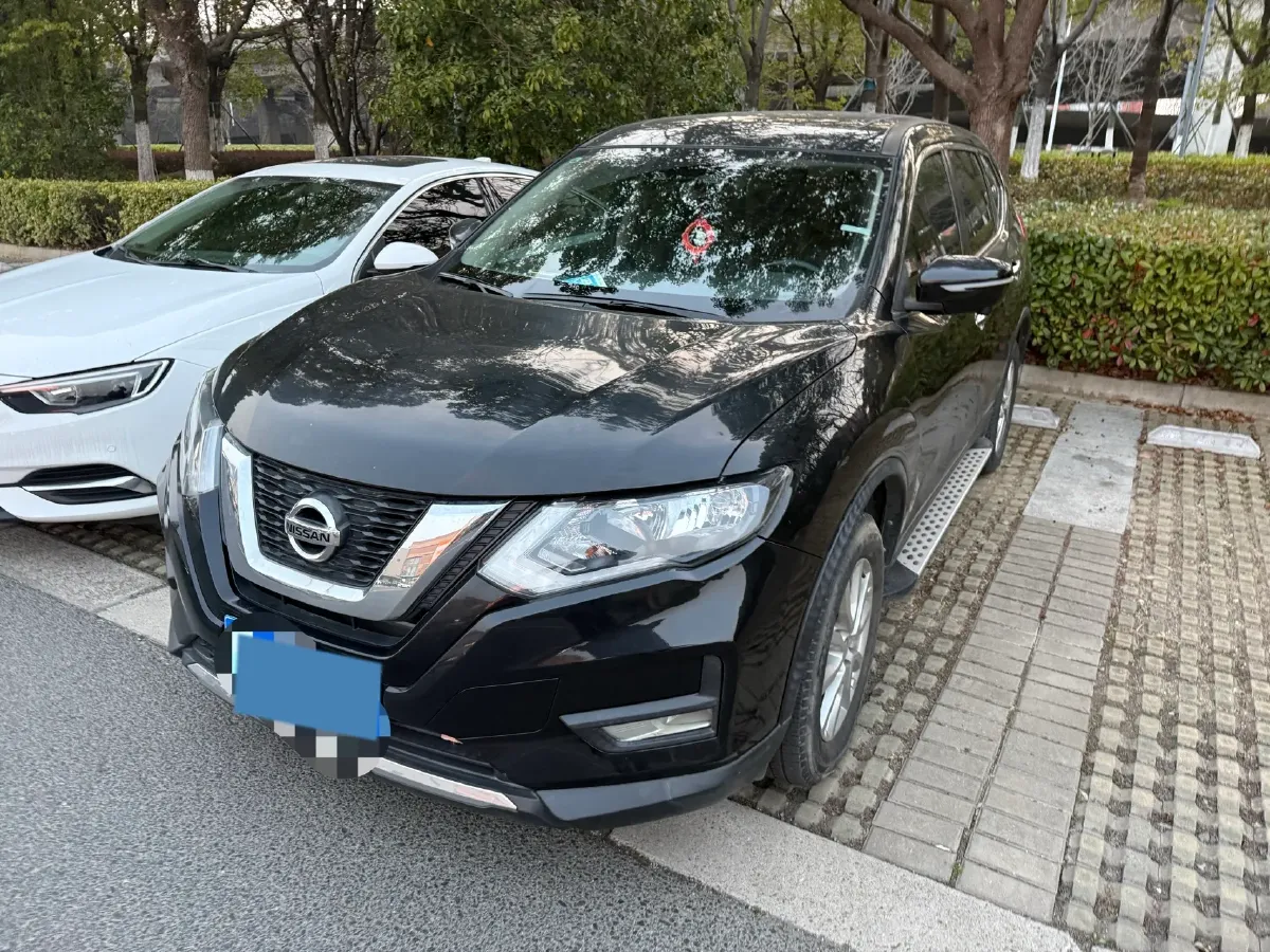 2021 Nissan X-Trail 2.0L 151HP L4 CVT,autocango,china used car exporter,china ev exporter,chinese used car exporter,chinese used ev exporter