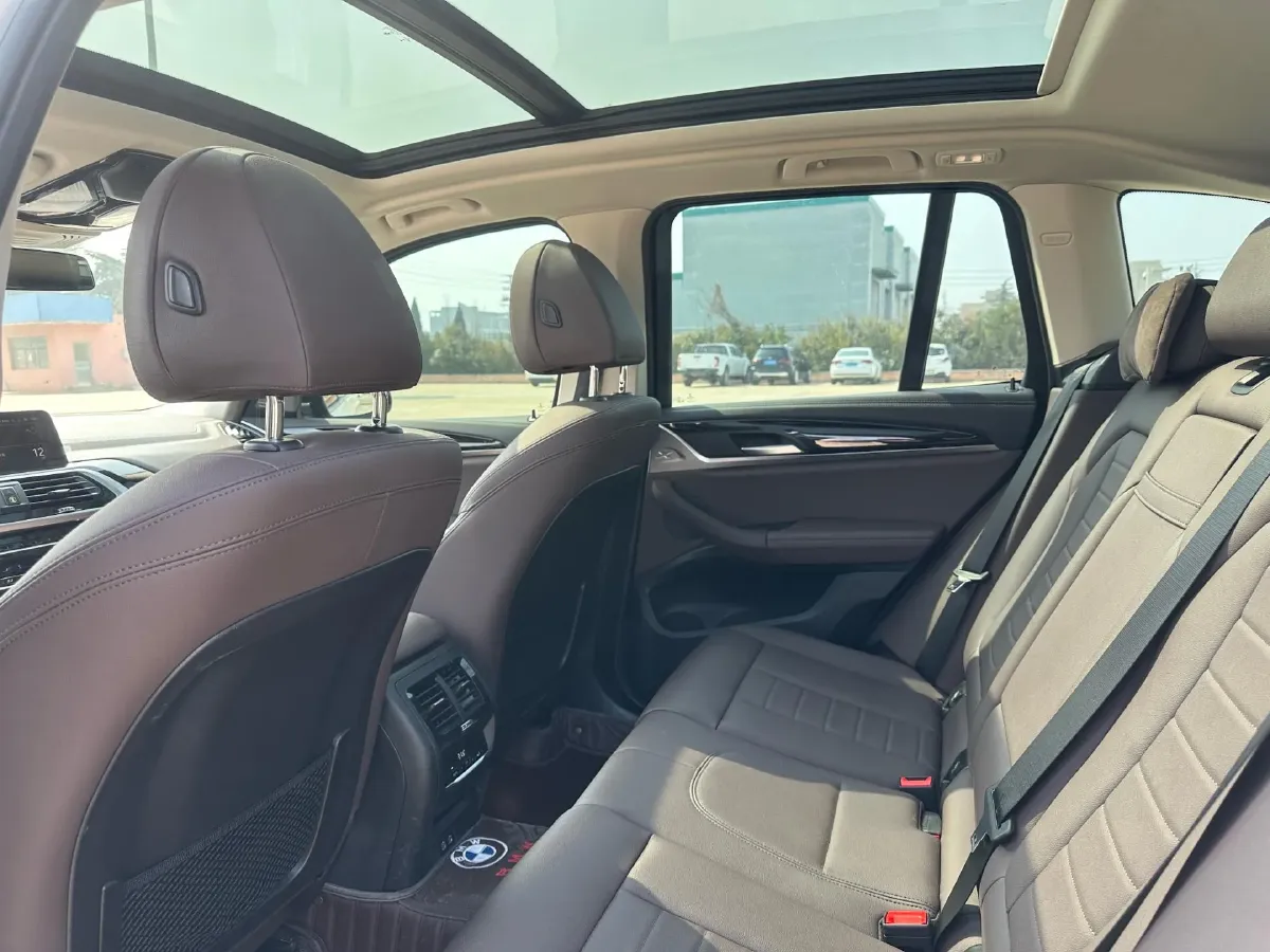 2021 BMW X3 2.0T 184HP L4 8AT,autocango,china used car exporter,china ev exporter,chinese used car exporter,chinese used ev exporter