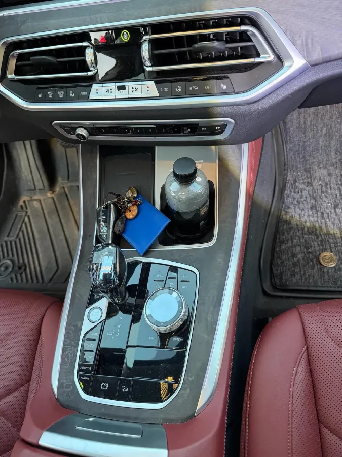 2022 BMW X5 2.0T 245HP L4 8AT,autocango,china used car exporter,china ev exporter,chinese used car exporter,chinese used ev exporter