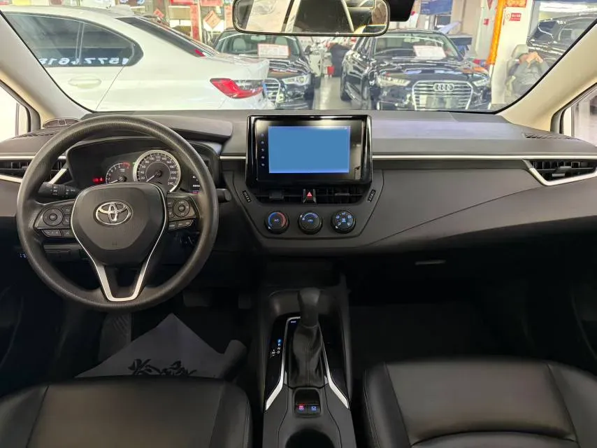2021 Toyota Corolla 1.2T 116HP L4 CVT,autocango,china used car exporter,china ev exporter,chinese used car exporter,chinese used ev exporter