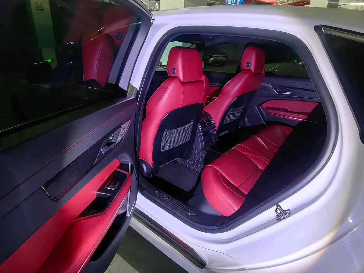 2021 Jaguar XFL 2.0T 250HP L4 8AT,autocango,china used car exporter,china ev exporter,chinese used car exporter,chinese used ev exporter