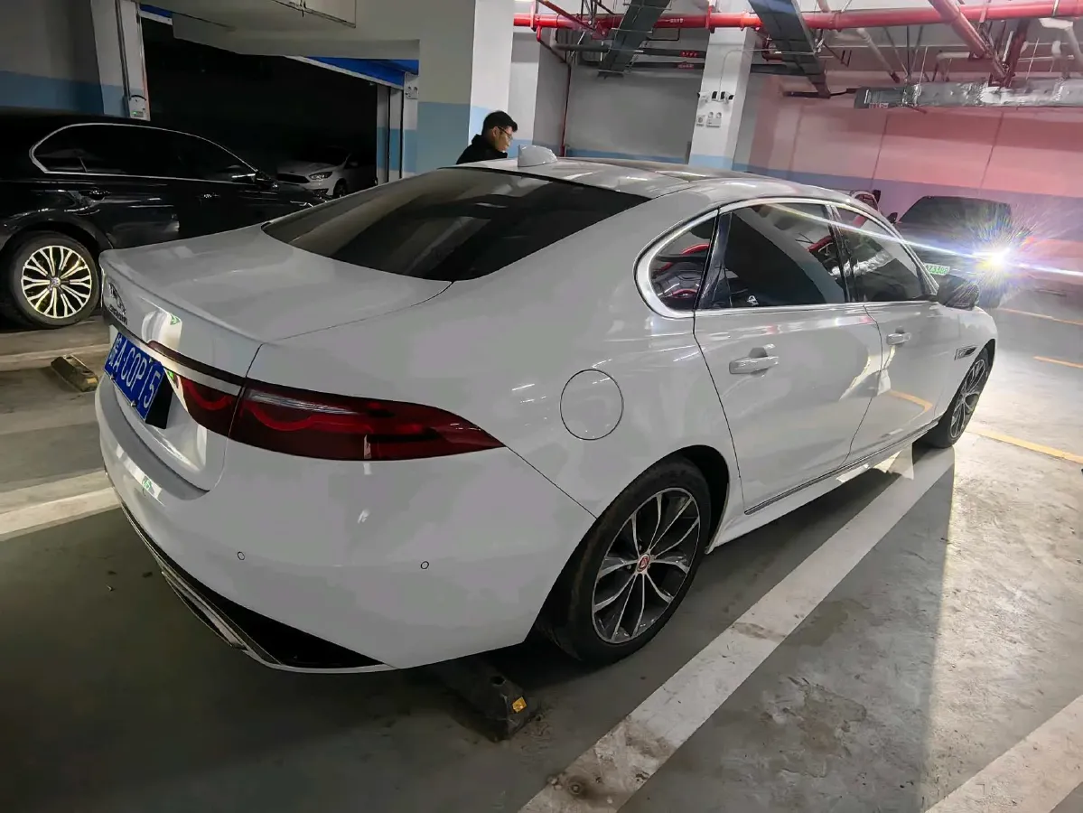 2021 Jaguar XFL 2.0T 250HP L4 8AT,autocango,china used car exporter,china ev exporter,chinese used car exporter,chinese used ev exporter