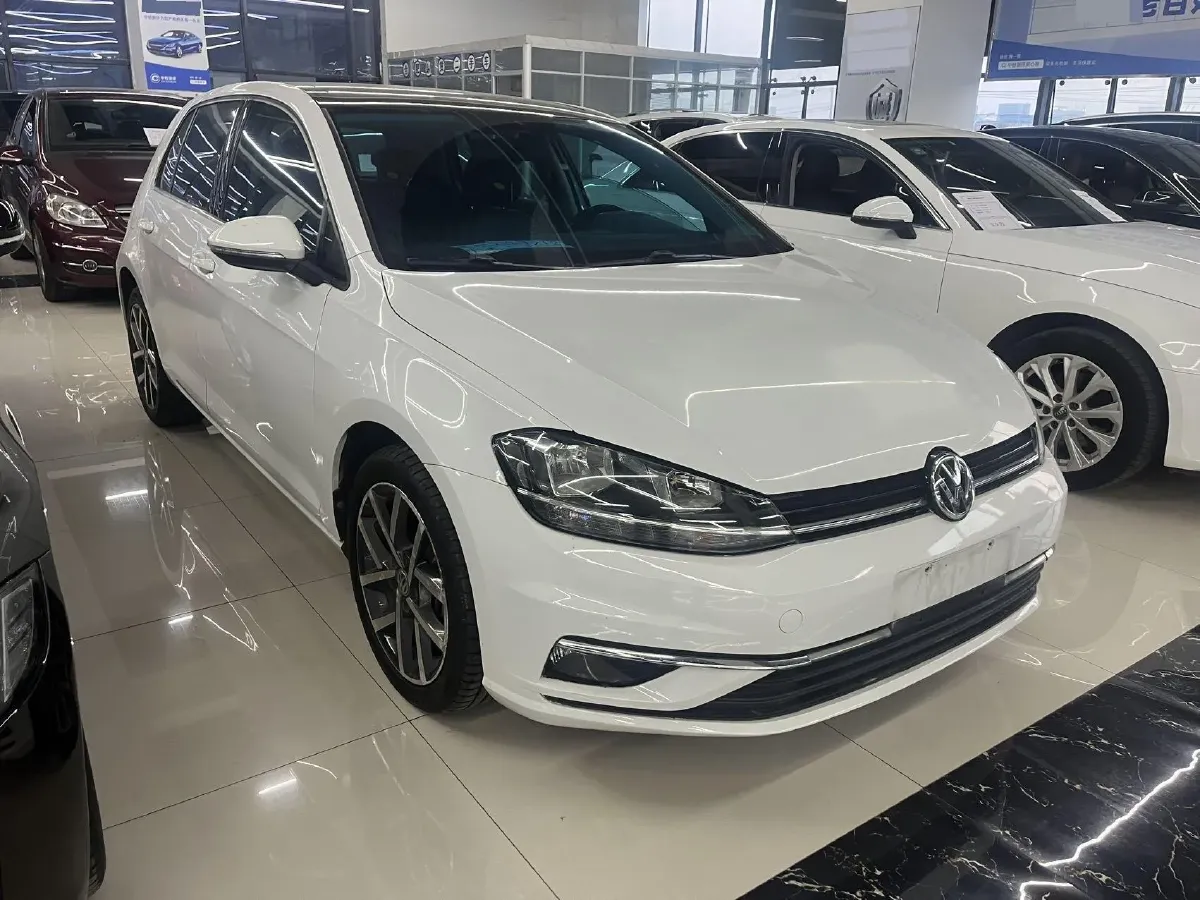 2019 Volkswagen Golf 1.2T 116HP L4 7DCT,autocango,china used car exporter,china ev exporter,chinese used car exporter,chinese used ev exporter
