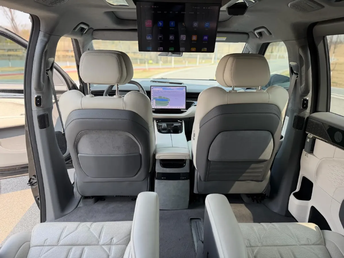 2024 Zeekr 009 BEV 108KWH,autocango,china used car exporter,china ev exporter,chinese used car exporter,chinese used ev exporter