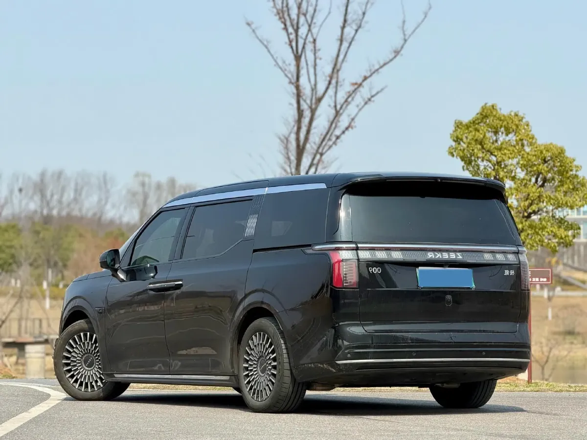 2024 Zeekr 009 BEV 108KWH,autocango,china used car exporter,china ev exporter,chinese used car exporter,chinese used ev exporter