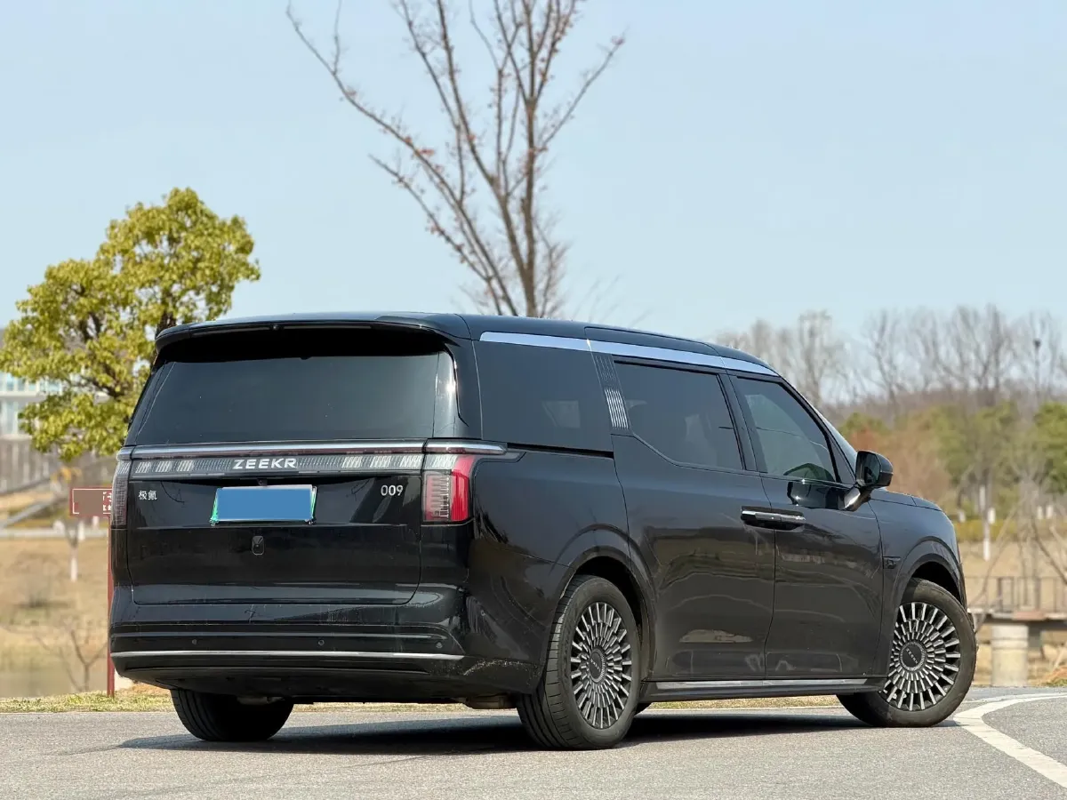 2024 Zeekr 009 BEV 108KWH,autocango,china used car exporter,china ev exporter,chinese used car exporter,chinese used ev exporter