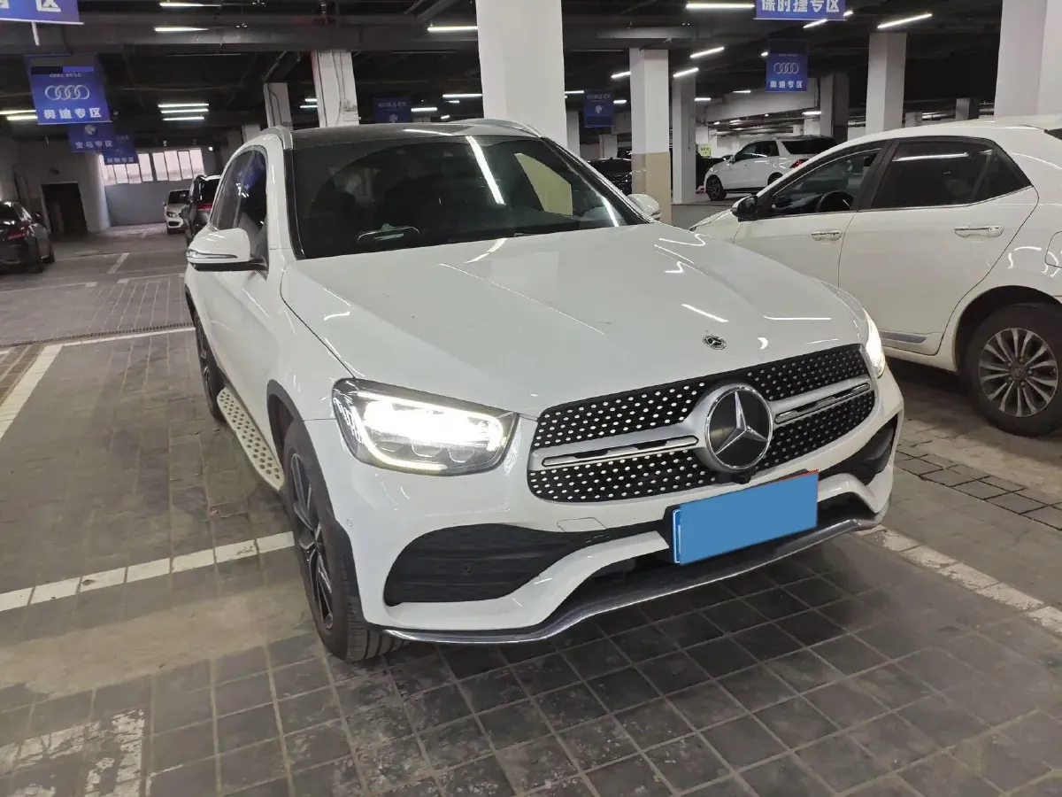 2021 Mercedes-Benz GLC Class 2.0T 258HP L4 9AT,autocango,china used car exporter,china ev exporter,chinese used car exporter,chinese used ev exporter
