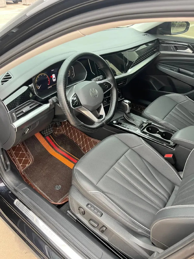 2024 Volkswagen Passat 2.0T 220HP L4 7DCT,autocango,china used car exporter,china ev exporter,chinese used car exporter,chinese used ev exporter